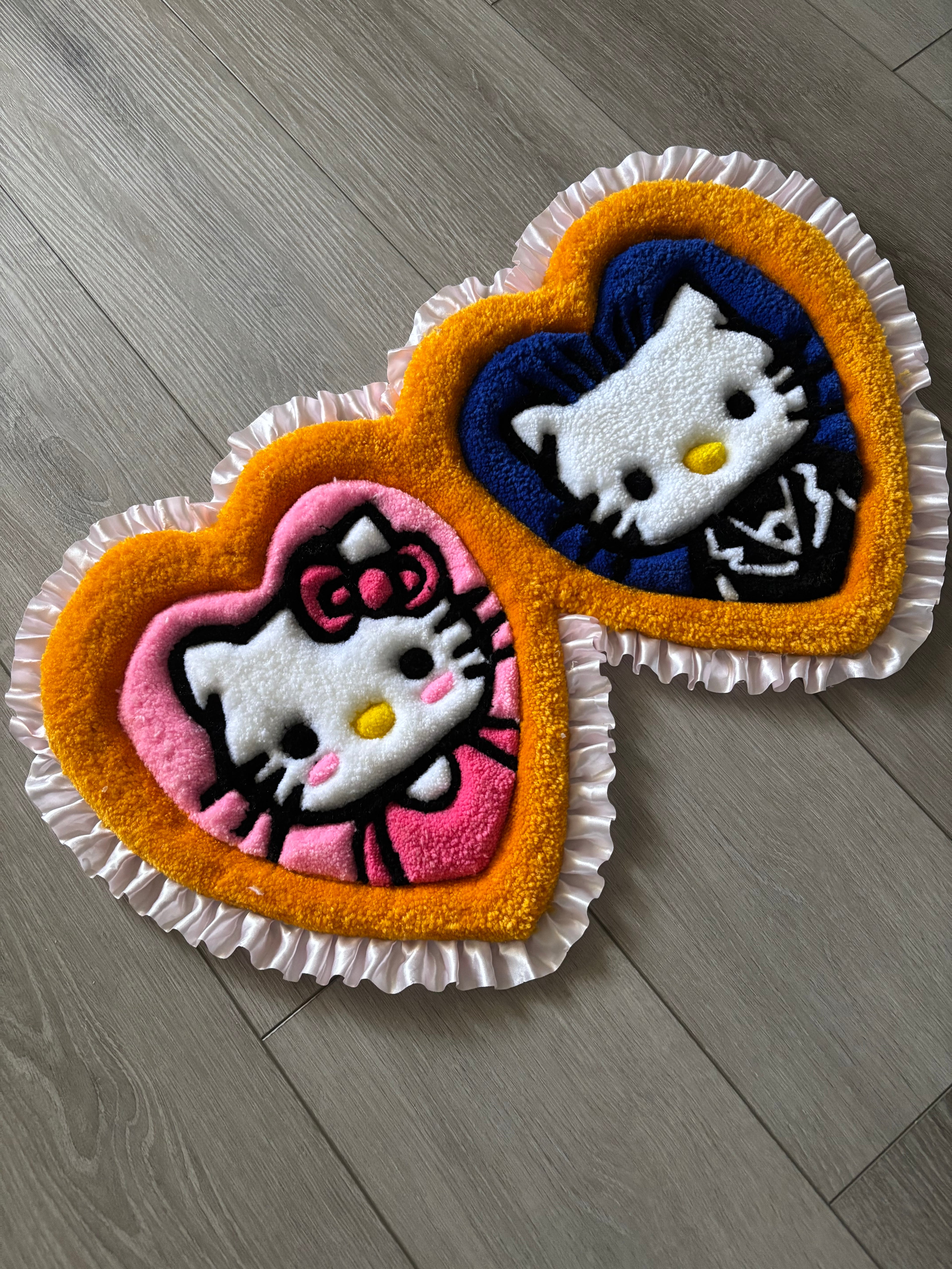 Hello Kitty & dear Daniel locket rug