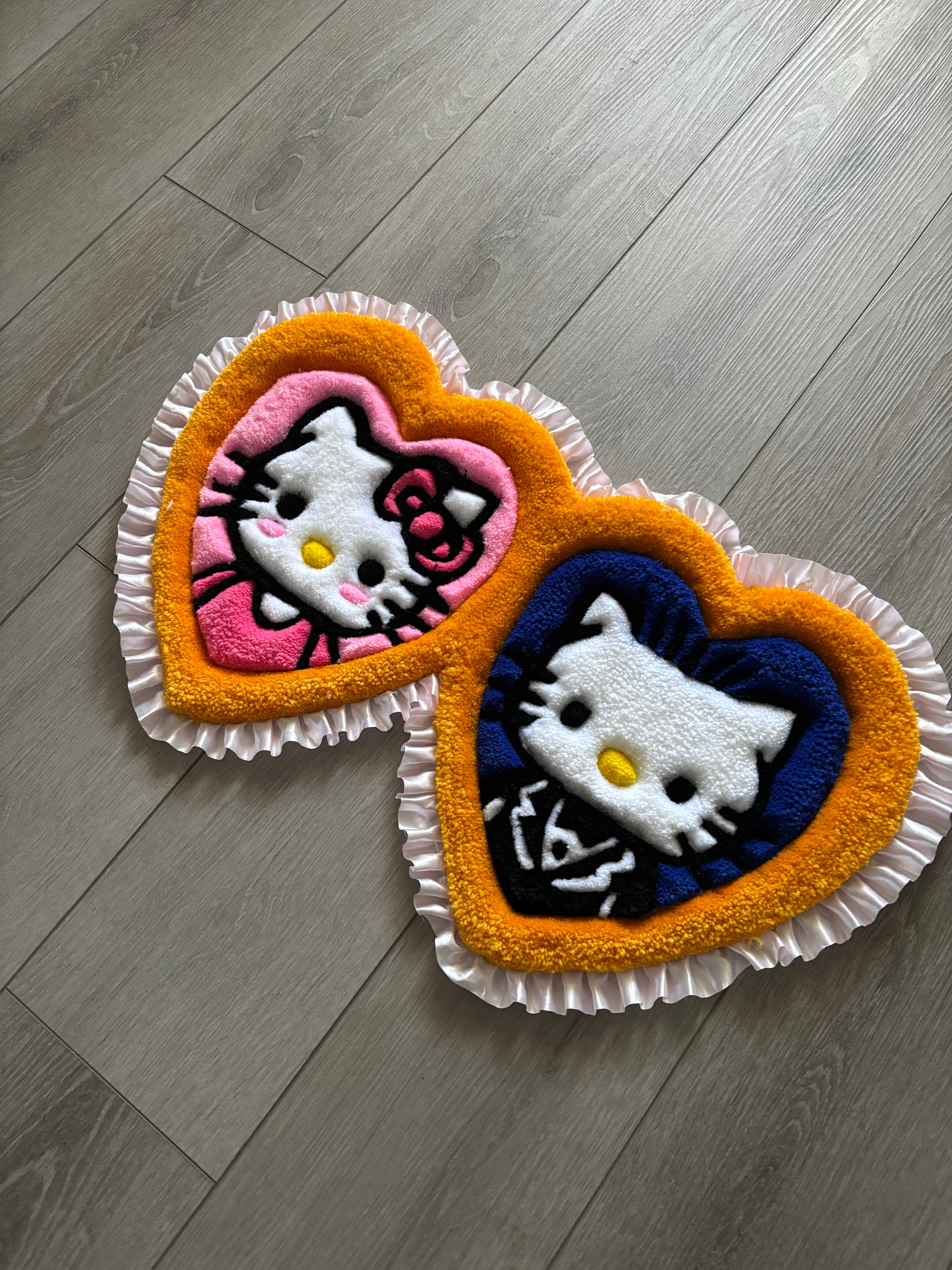 Hello Kitty & dear Daniel locket rug