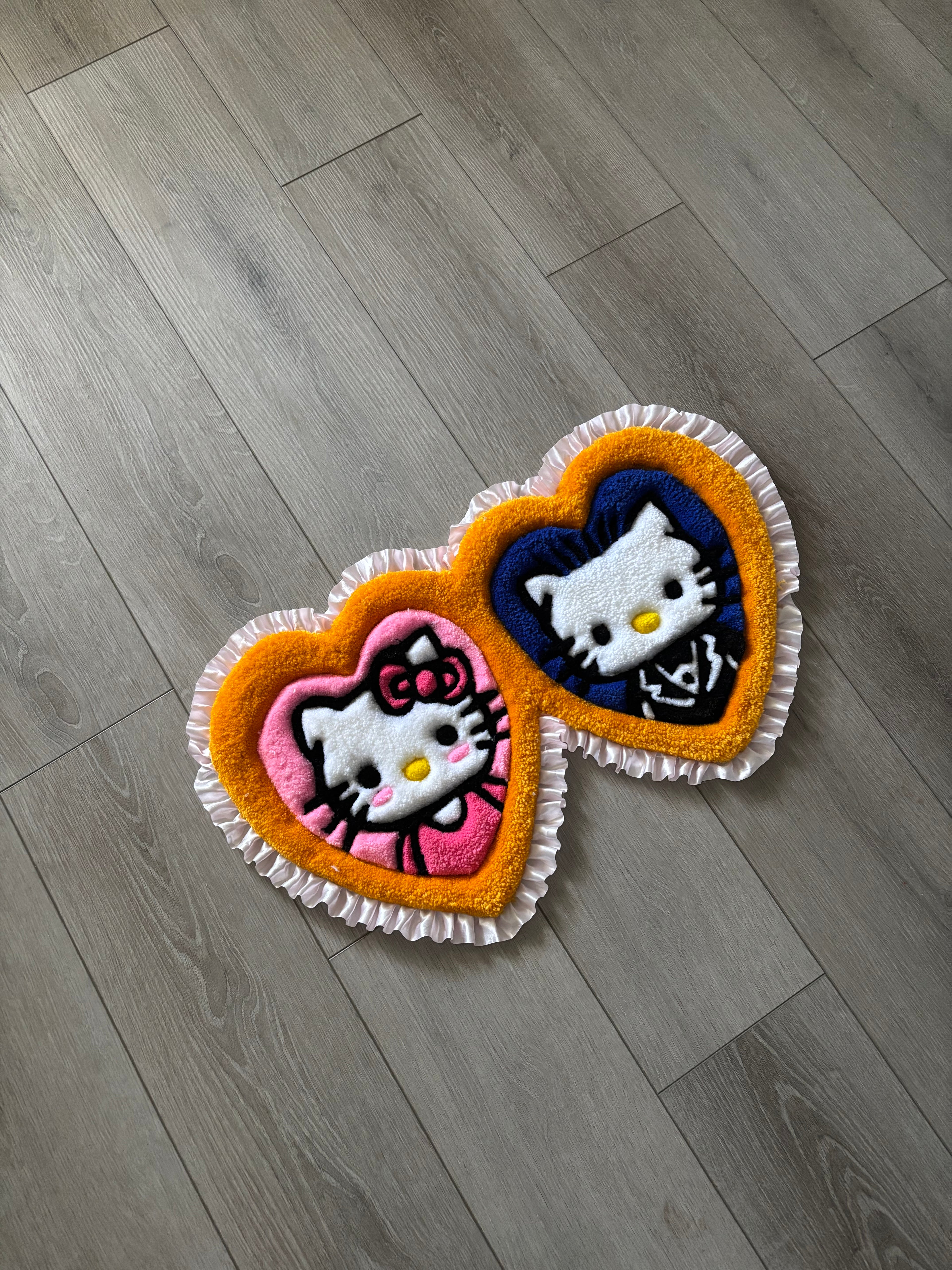 Hello Kitty & dear Daniel locket rug